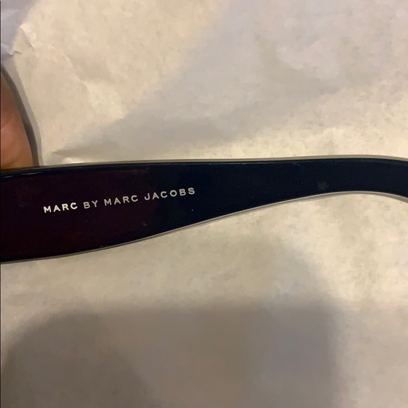 Marc by Marc Jacobs - Picture 8 of 9